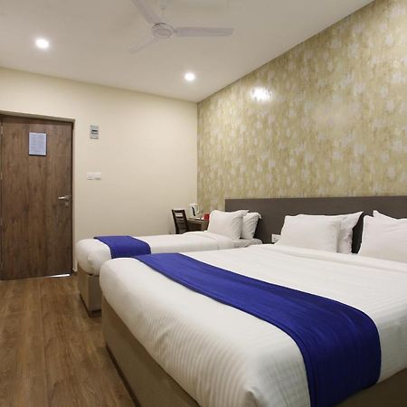 Hotel Ocean Suites Bombay Esterno foto