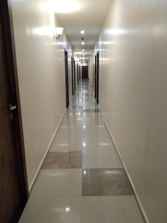 Hotel Ocean Suites Bombay Esterno foto