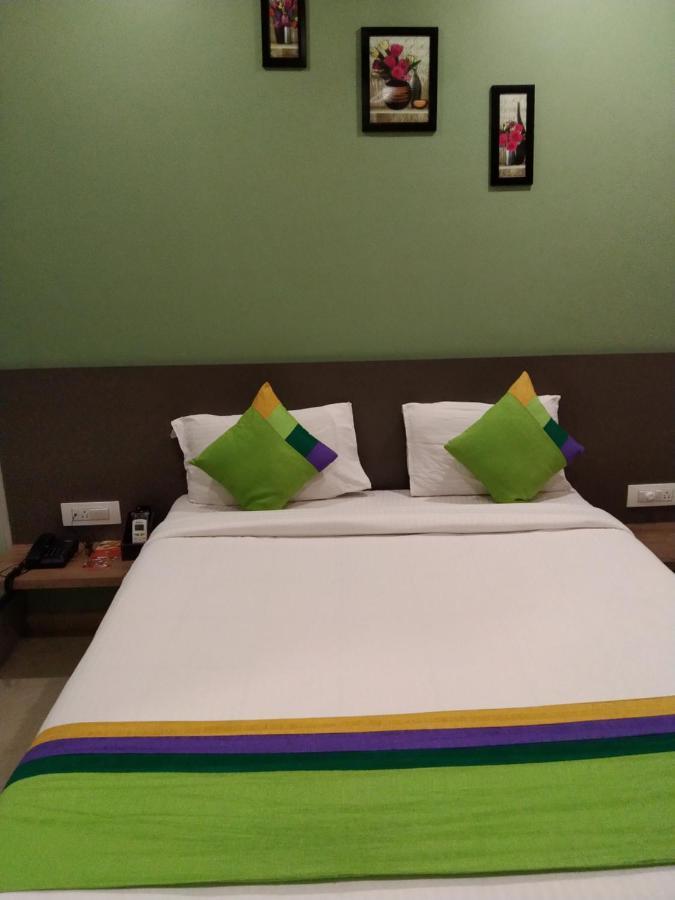 Hotel Ocean Suites Bombay Esterno foto