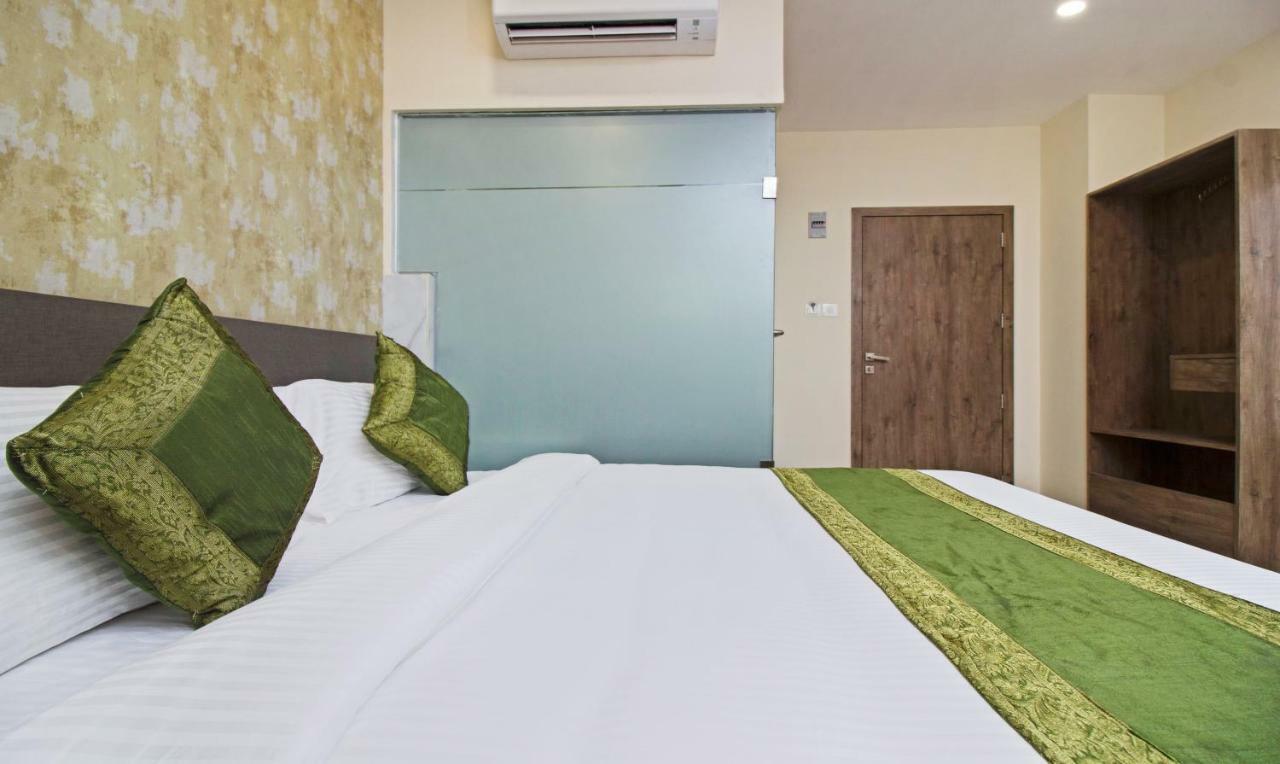 Hotel Ocean Suites Bombay Esterno foto
