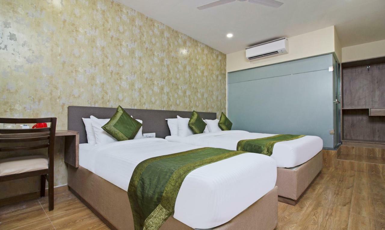 Hotel Ocean Suites Bombay Esterno foto