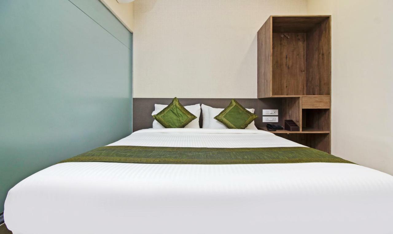 Hotel Ocean Suites Bombay Esterno foto