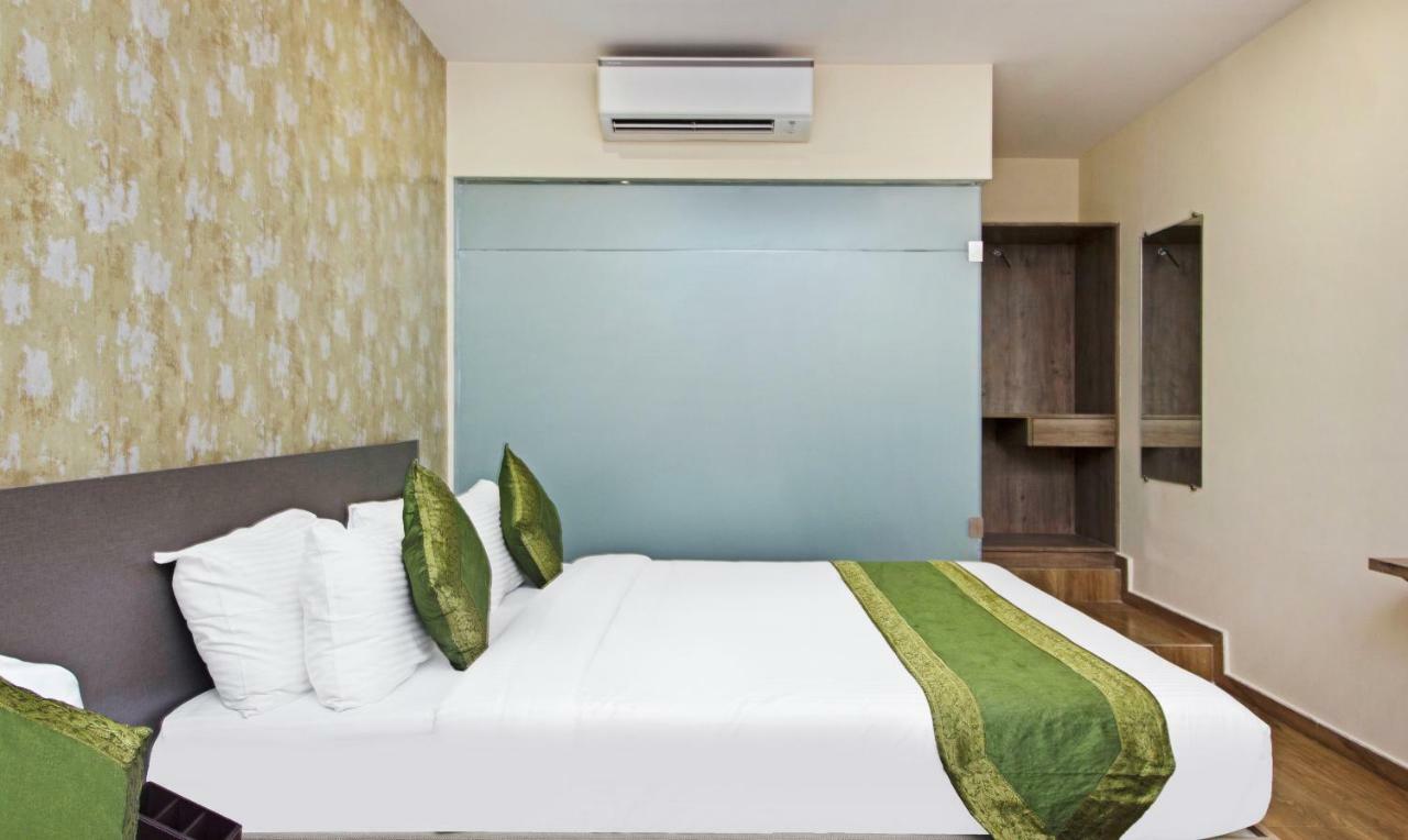 Hotel Ocean Suites Bombay Esterno foto