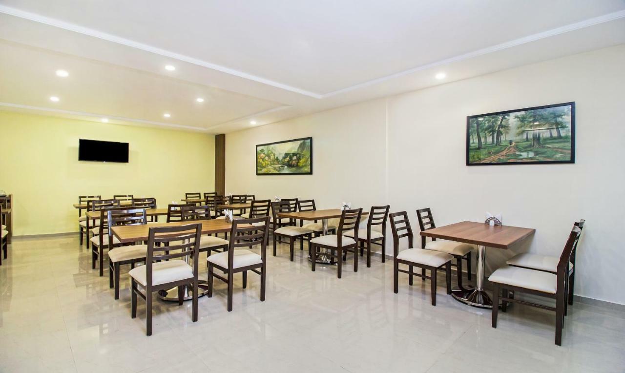 Hotel Ocean Suites Bombay Esterno foto