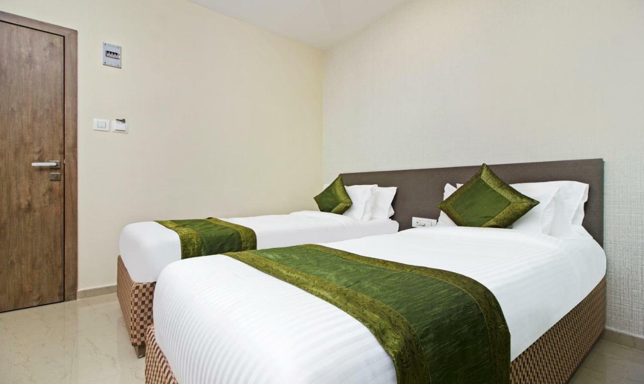 Hotel Ocean Suites Bombay Esterno foto