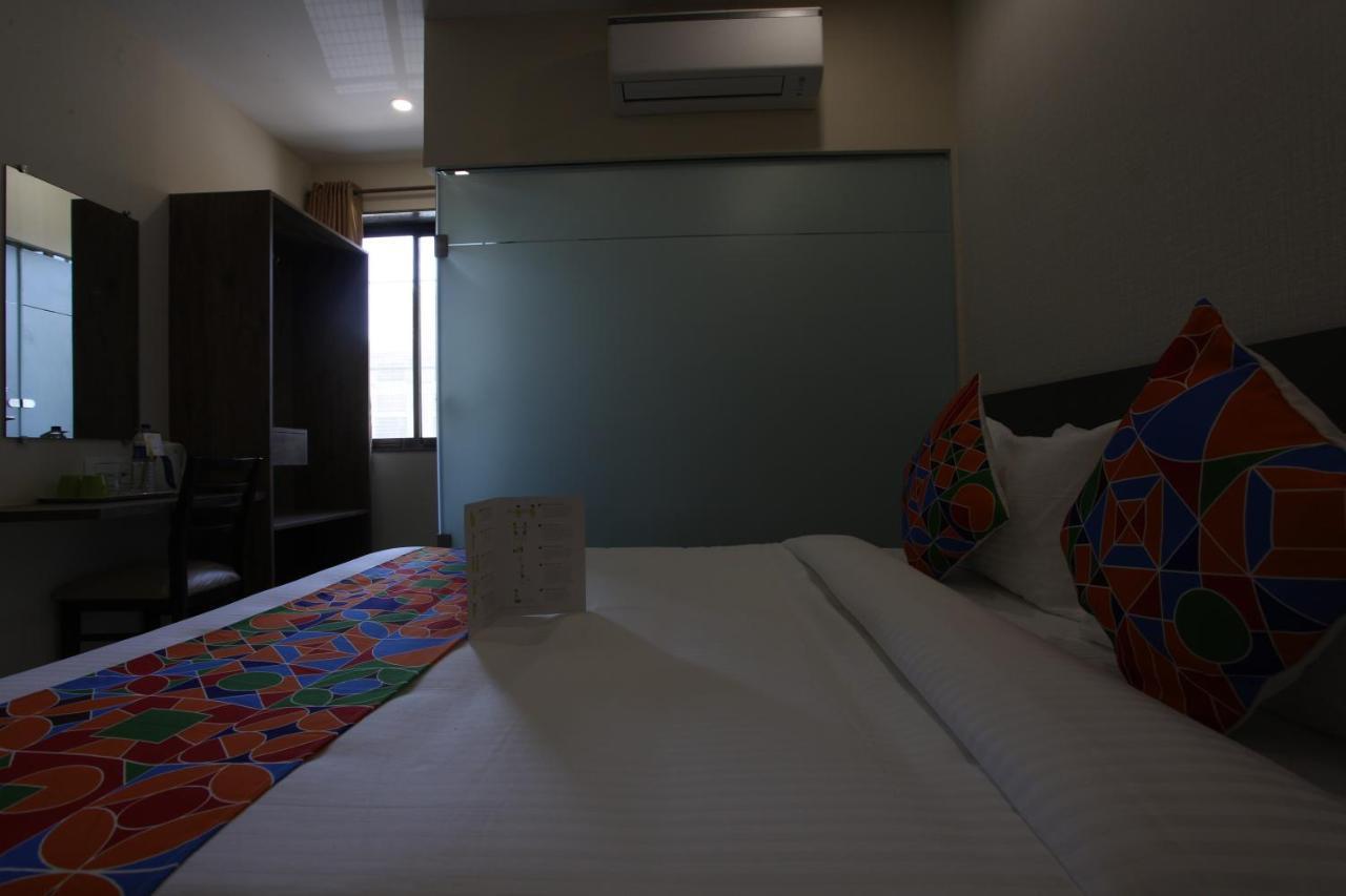 Hotel Ocean Suites Bombay Esterno foto